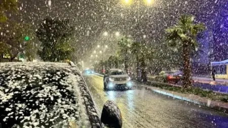 related_news_inside_blogsثلوج وجدة.. عاصمة الشرق في المغرب تكتسي بالبياض