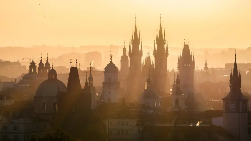 مدينة صغيرة خارج أميركا.. هنا مهد الدولار