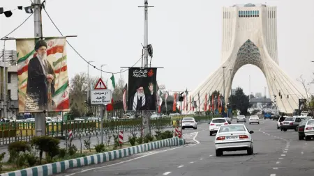 مسؤولون: إيران ترفع سقف مطالبها وتربط الحوار بتنازلات أميركية