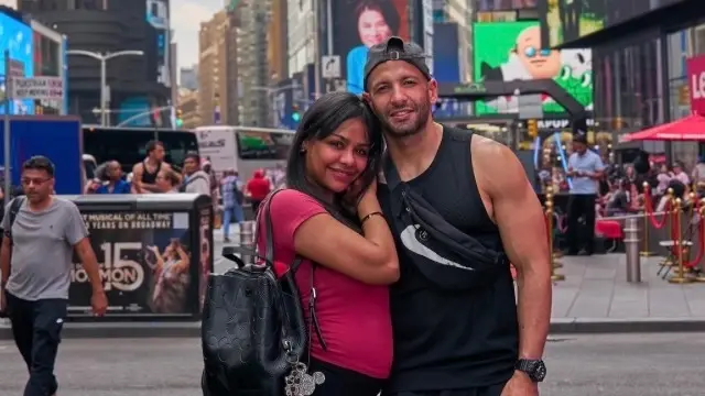 كيف كشفت أسماء أبو اليزيد عن حملها بطريقة غير مباشرة؟