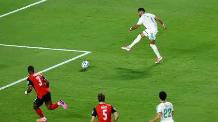 related_news_inside_blogsالقنوات الناقلة لمباراة الجزائر ضد سويسرا اليوم في كأس العالم 2026 مع الموعد