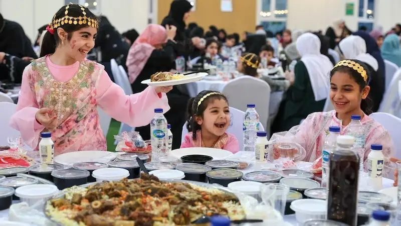 مرضى فلسطينيون يعودون إلى غزة بعد رحلة علاج ورعاية في الإمارات