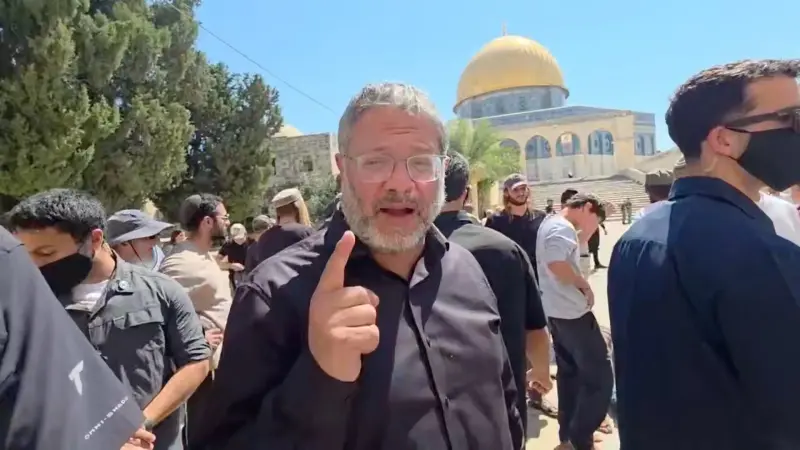 بن غفير يقود المستوطنين لاقتحام المسجد الأقصى