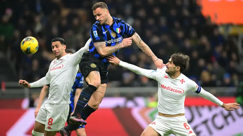 القنوات الناقلة لمباراة إنتر ميلان اليوم ضد جنوي في الدوري الإيطالي مع الموعد والتشكيلة