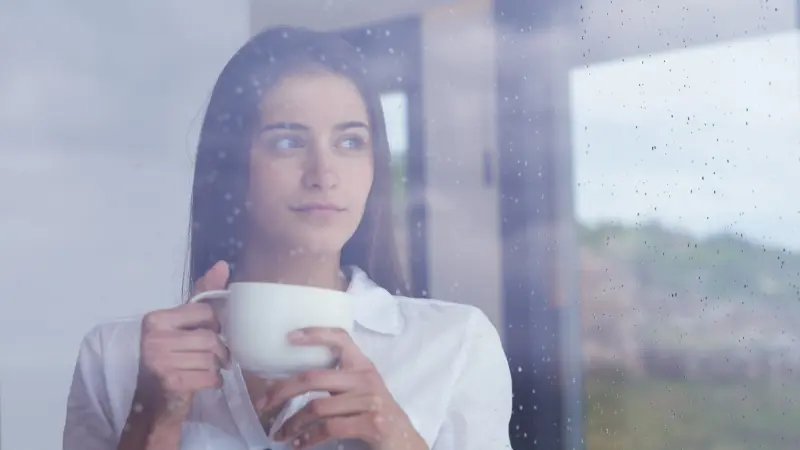 هل تكيّس المبايض يمنع نزول الدورة الشهرية؟