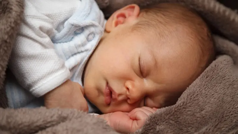 لأول مرة.. علاج جيني غير مسبوق يُشفي رضيعا من مرض مميت