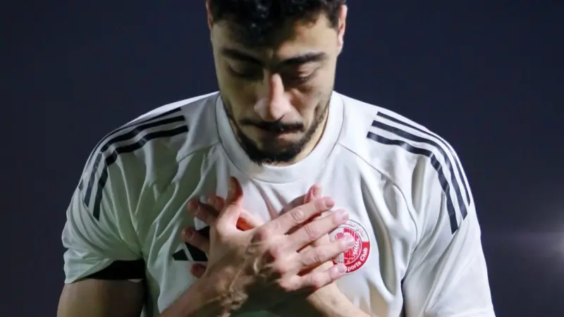 قرار يشعل الجدل في قطر.. وأكرم توفيق يفتح باب العودة إلى الأهلي