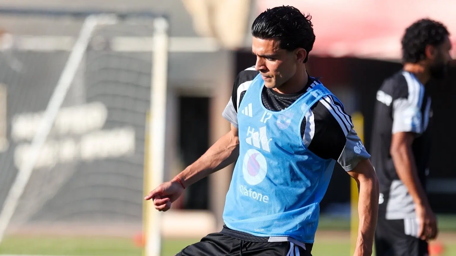 الأهلي يواجه أبو قير الأسمد لحساب الجولة الـ5 من الدوري المصري (رويترز) الأهلي يواجه أبو قير الأسمد لحساب الجولة الـ5 من الدوري المصري (رويترز)