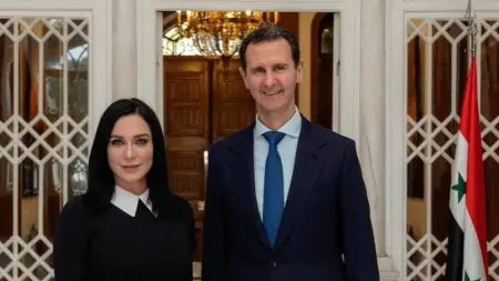 سلاف فواخرجي تثير الجدل بمنشور غامض عن الموت والكرامة.. ما علاقة بشار الأسد؟