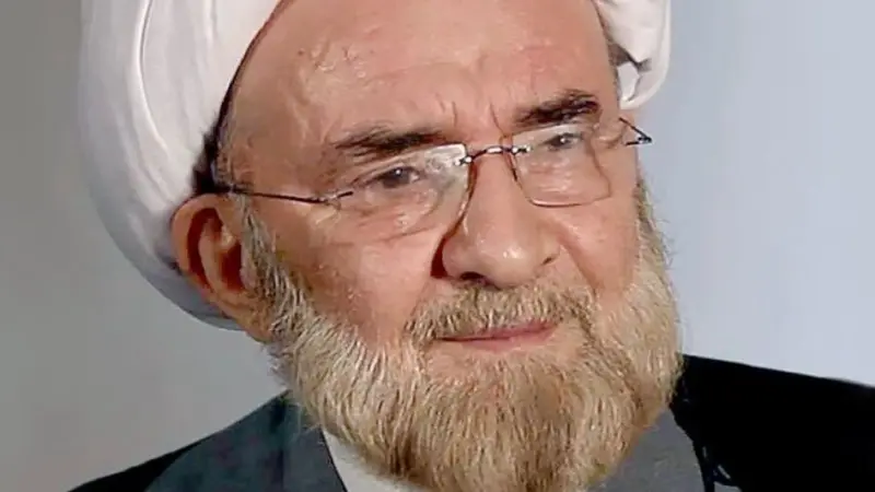 نعاه زعيم تيار الحكمة في العراق.. وفاة الشيخ علي الكوراني