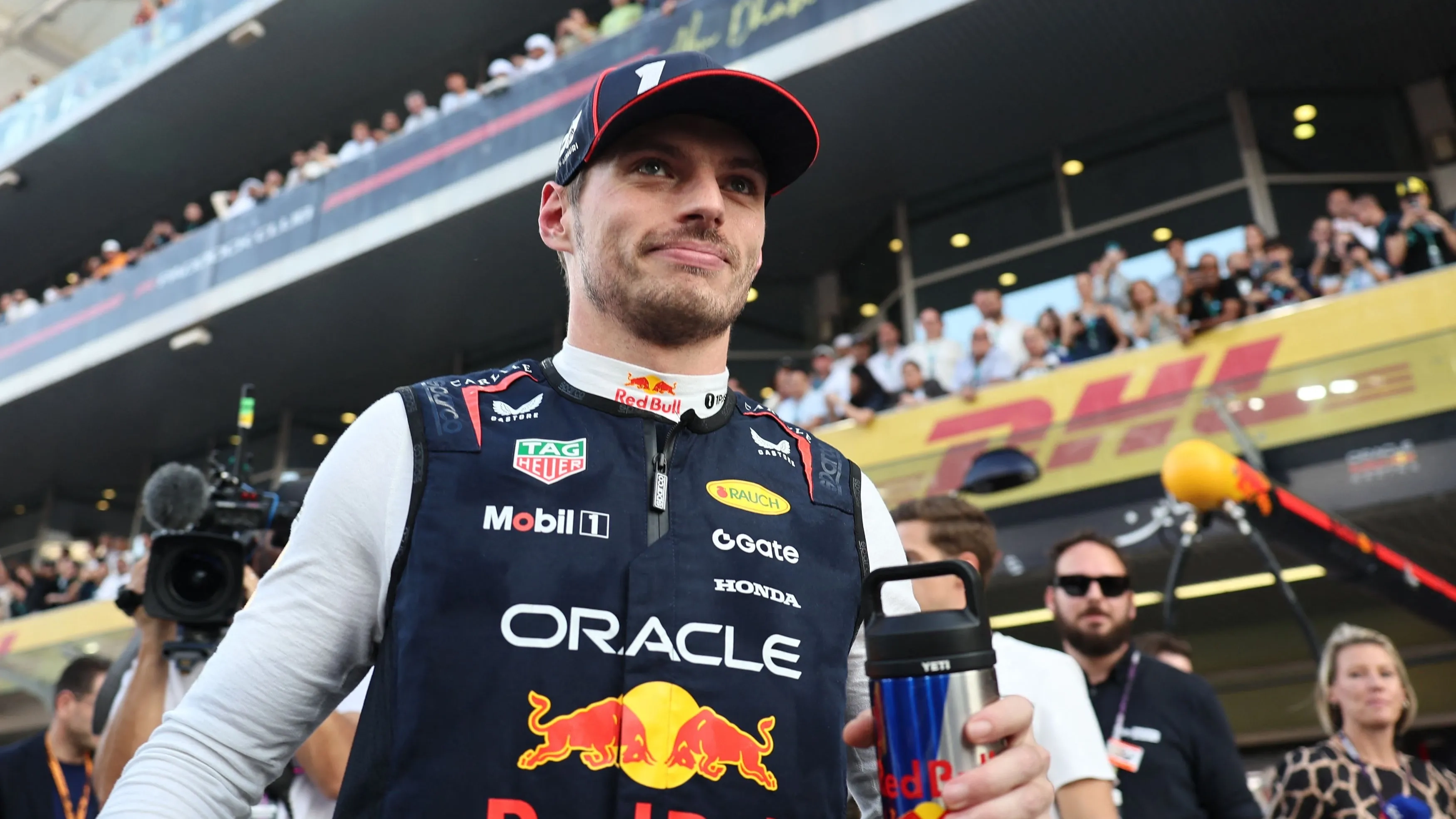 فورمولا 1 - فيرستابن يكشف كواليس محادثات "مرسيدس" وحقيقة الرحيل عن "ريد بول" 