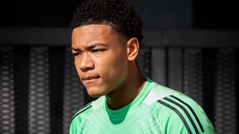 ليونارد بريسكوت يستعد لصناعة التاريخ.. وبايرن ميونخ يواجه غرامة بسبب قوانين عمل القاصرين