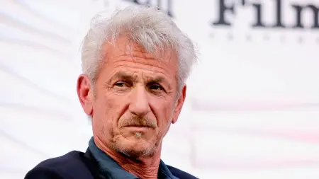 related_news_inside_blogsشون بن يحوّل اقتحام الكابيتول 2021 إلى سينما.. وهذا هو البطل