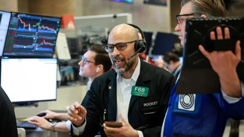 بلومبرغ: صدمة حرب إيران وصلت إلى نتائج الشركات