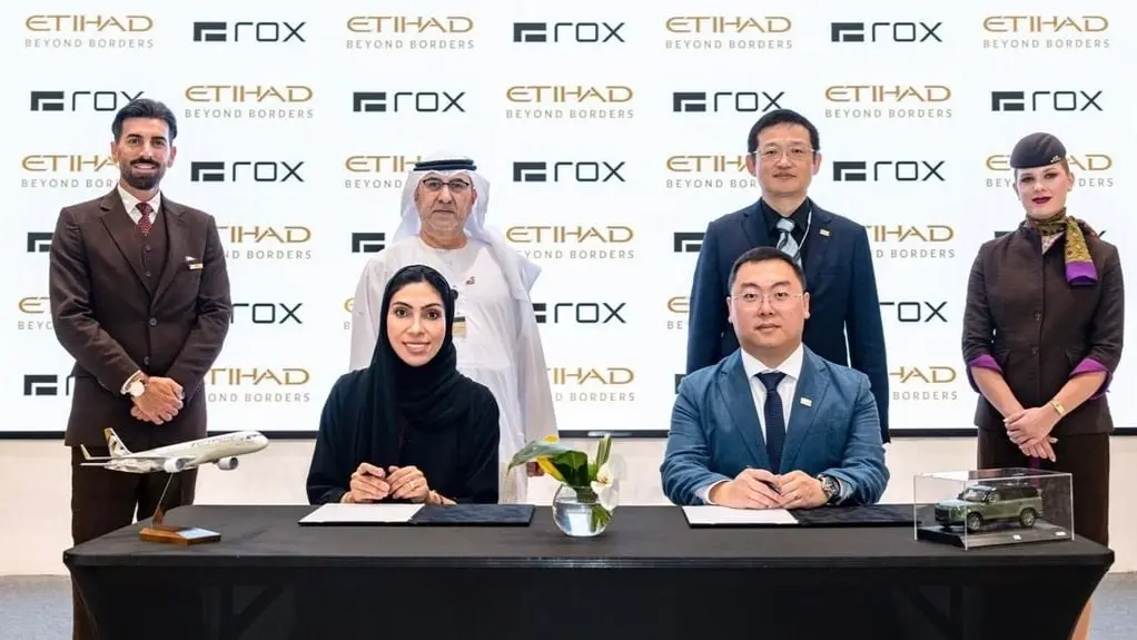 الاتحاد للطيران و"ROX" تتجهان لتشكيل مستقبل التنقل الذكي (وام) الاتحاد للطيران و"ROX" تتجهان لتشكيل مستقبل التنقل الذكي (وام)