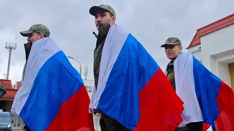 بوساطة إماراتية.. تبادل أسرى بين روسيا وأوكرانيا