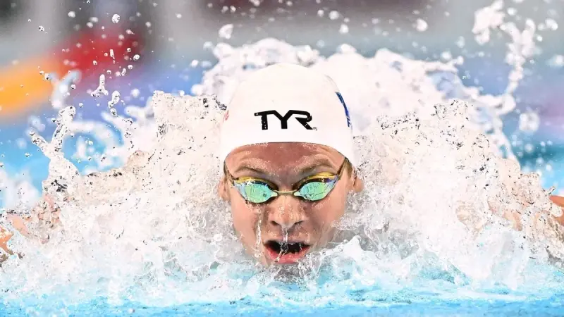 السباح ليون مارشاند يحطم رقما قياسيا عالميا جديدا