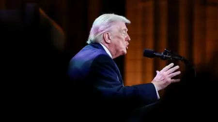 related_news_inside_blogsتقرير: ترامب يدرس خطوات لإضعاف النظام الإيراني ودعم المحتجين