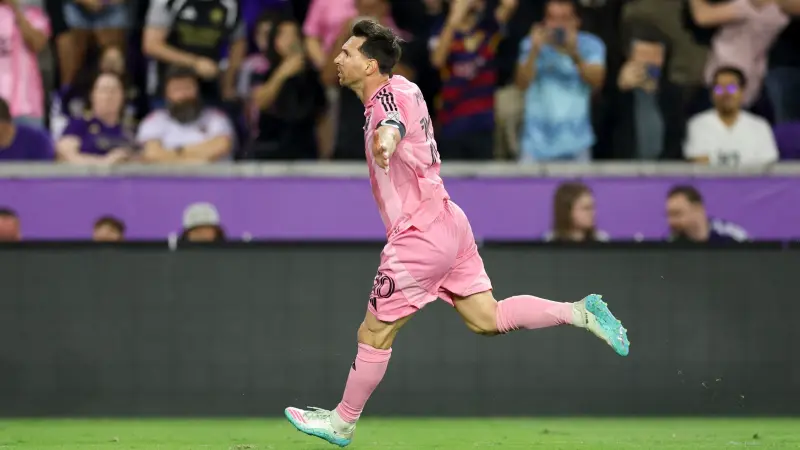 الدوري الأميركي - ميسي يُبدع ويقود إنتر ميامي للفوز على أورلاندو سيتي