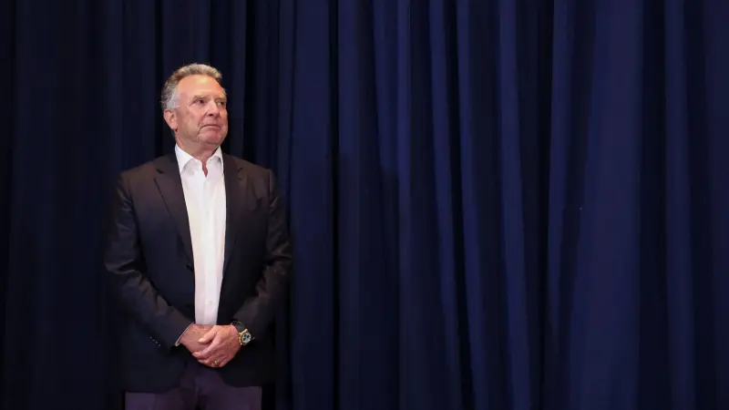 تفاصيل لقاء ويتكوف بموفد روسي في فلوريدا