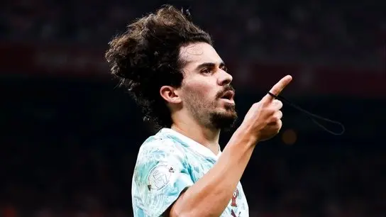 في أول مباراة من دون رونالدو.. فيتينيا يثير الجدل بشأن موقف لاعبي البرتغال