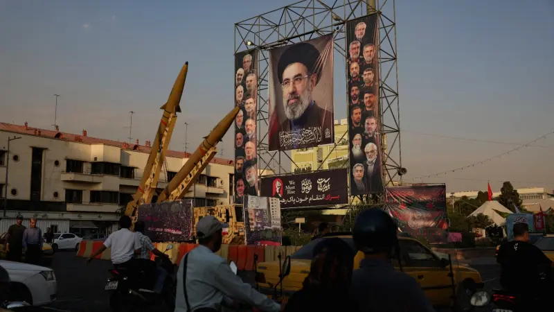 تصنيف تكذّبه الأرقام.. خامنئي: إيران القوة الأولى "إلهيا" والرابعة عالميا