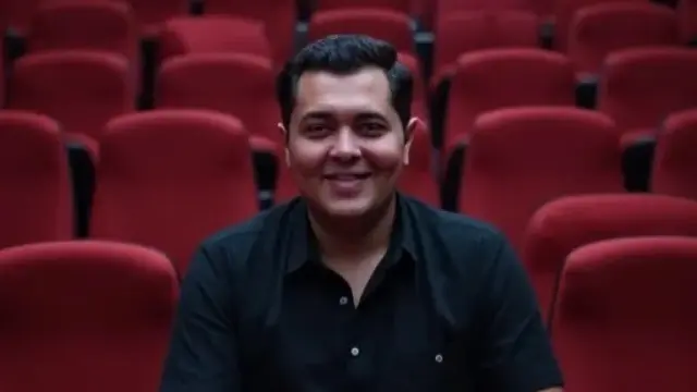 تفاصيل الحالة الصحية للفنان كريم سامي مغاوري.. دخل العناية المركزة للمرة الثالثة