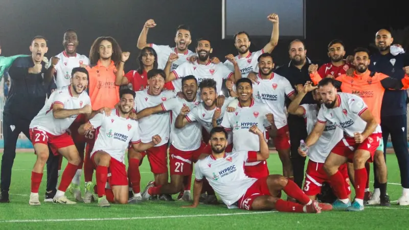 مولودية وهران يعتلي جدول ترتيب الدوري الجزائري بعد فوزه السابع على التوالي