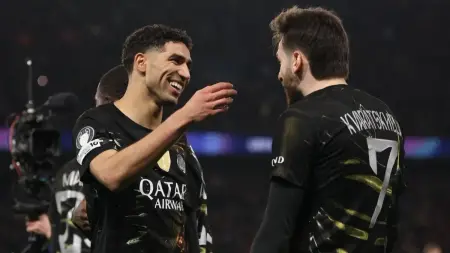 أول رسالة من أشرف حكيمي إلى مدرب المنتخب المغربي الجديد محمد وهبي