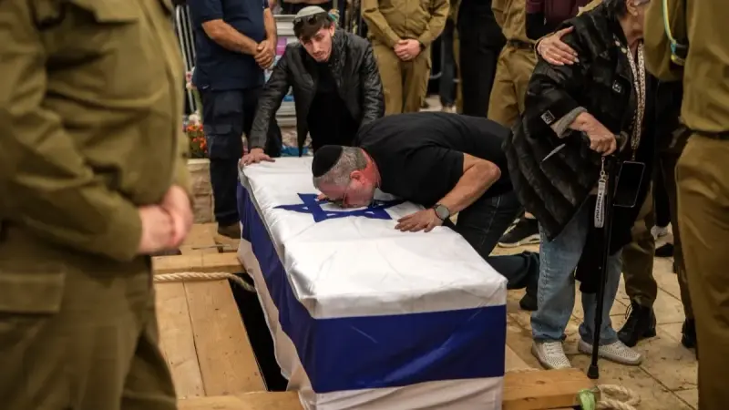 كم عدد قتلى إسرائيل في حرب إيران؟