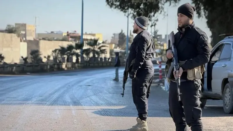 فيديو - "قسد" تحذر.. اشتباكات تهدد سجن "داعش" في الرقة