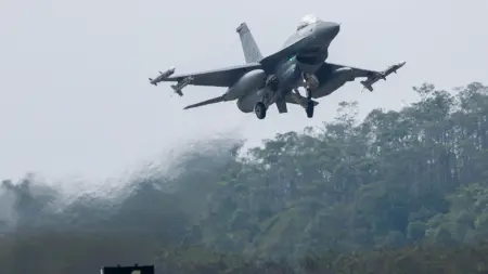 related_news_inside_blogsفيديو - سقوط طائرة "إف-16" تركية في مشهد مخيف