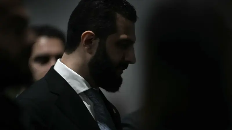 3 قادة يراقبون لقاء الشرع وترامب عن كثب.. من هم؟