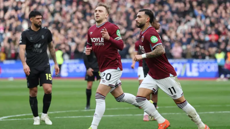 الدوري الإنجليزي - وست هام يواصل استفاقته ويهزم سندرلاند بـ3 أهداف