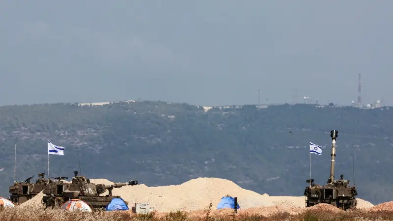 الجيش اللبناني يخلي مواقع بجنوب البلاد