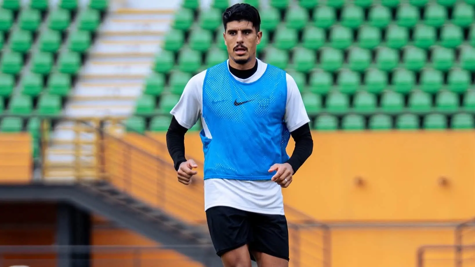 المغرب الفاسي يواجه أسيك في إياب الدور التمهيدي الثاني من دوري أبطال إفريقيا (إكس) المغرب الفاسي يواجه أسيك في إياب الدور التمهيدي الثاني من دوري أبطال إفريقيا (إكس)
