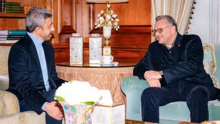 related_news_inside_blogsوزير خارجية الإمارات يلتقي مستشار ترامب للشؤون الإفريقية والعربية