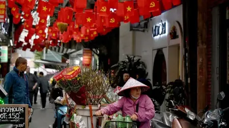 related_news_inside_blogs"الغزو الأميركي الـ2".. هل اقتربت الحرب في فيتنام؟