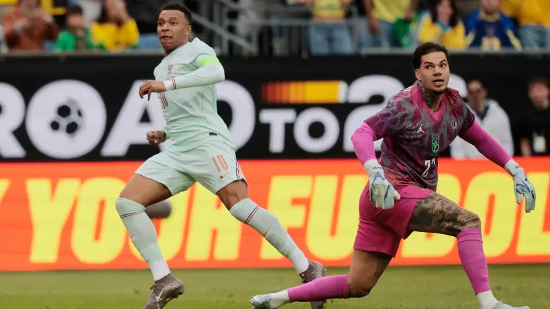 بعد الفوز على البرازيل.. مبابي يعيد إنجاز فرنسا الغائب منذ 35 عاما