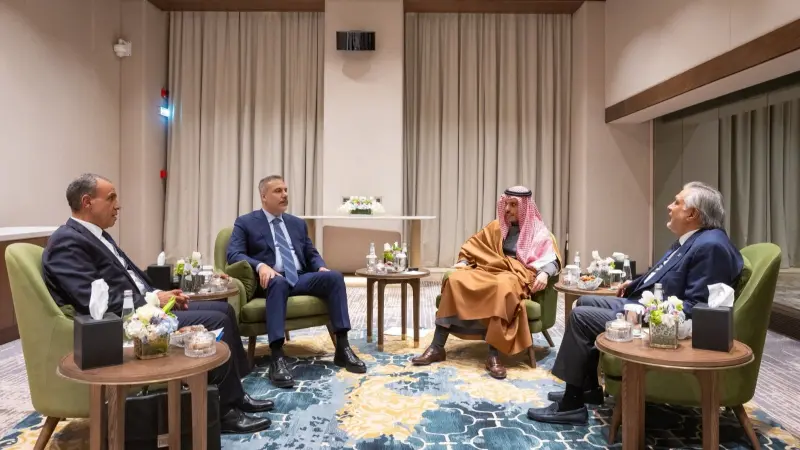 تحركات مصرية تركية لوقف حرب إيران.. هل تنجح؟