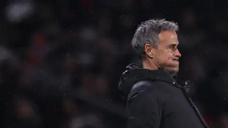 related_news_inside_blogsريال مدريد يفتح ملف المدرب من جديد.. وإنريكي يدخل دائرة الترشيحات