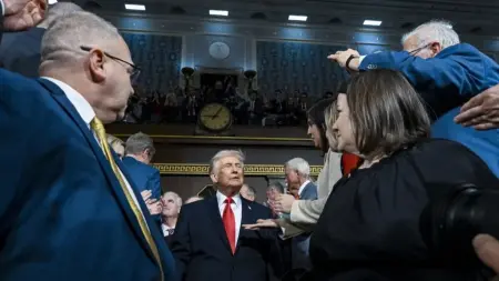 related_news_inside_blogs7 خبراء أميركيون يرسمون خطط ترامب لإيران.. ضربة أم صفقة؟