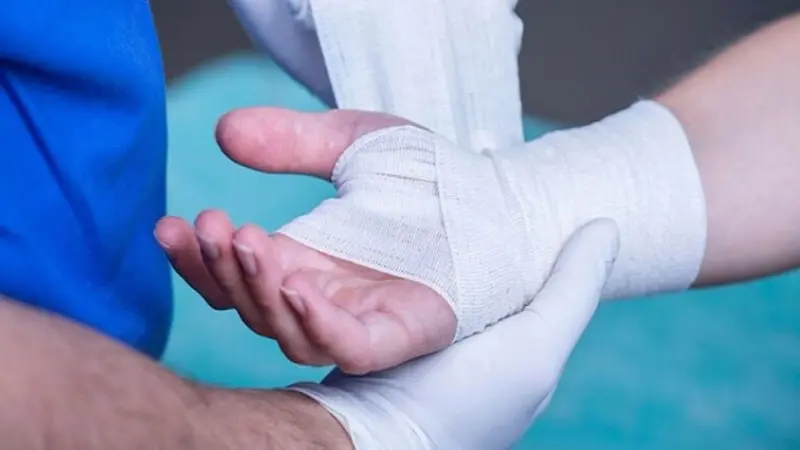 ابتكار لعلاج الجروح.. ضمادة ذكية تكشف العدوى قبل ظهورها