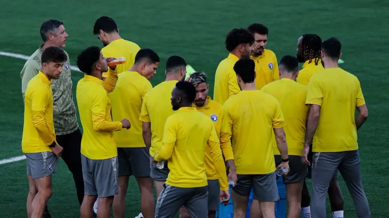 تشكيلة بيراميدز اليوم أمام الأهلي والغيابات.. عودة الكرتي