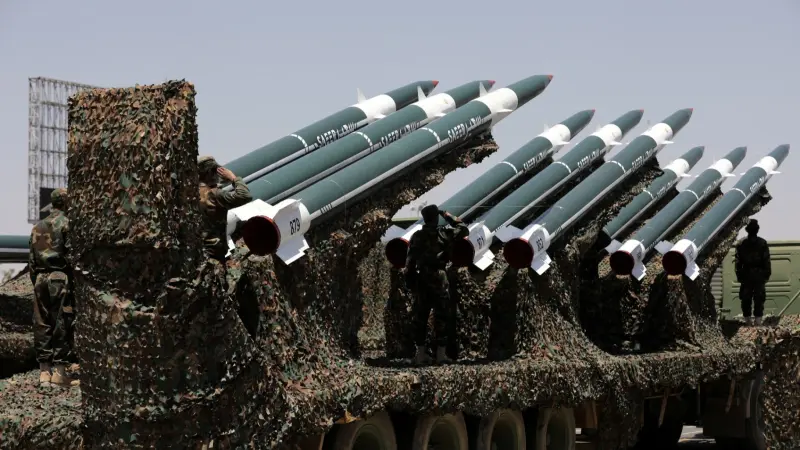 عُمان تعمل على إحياء المحادثات بين "الحوثيين" والسعودية