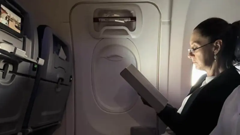 فيديو - لماذا تصدّر سفر رئيسة المكسيك إلى إسبانيا على الدرجة السياحية العناوين؟