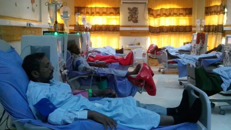 فيديو - مبادرة أهلية تتكفل بكامل مصاريف زراعة الكلى في تعز