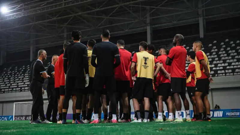 القنوات الناقلة لمباراة الحسين ضد الشرطة اليوم في دوري أبطال آسيا 2 مع الموعد والتشكيلة