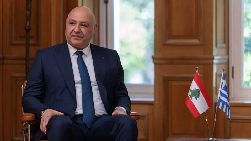 عون يؤكد تمسك لبنان ببقاء اليونيفيل في الجنوب