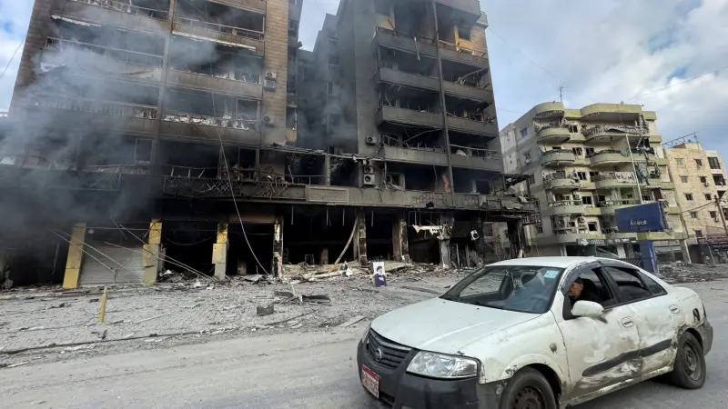 أكثر من 150 إيرانيا غادروا لبنان بعد تهديدات إسرائيلية